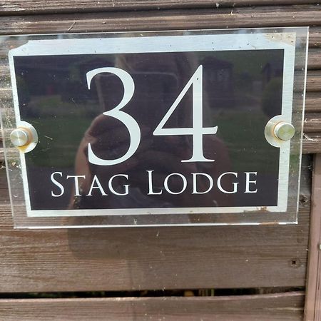 Stag Lodge Richmond  Exteriör bild